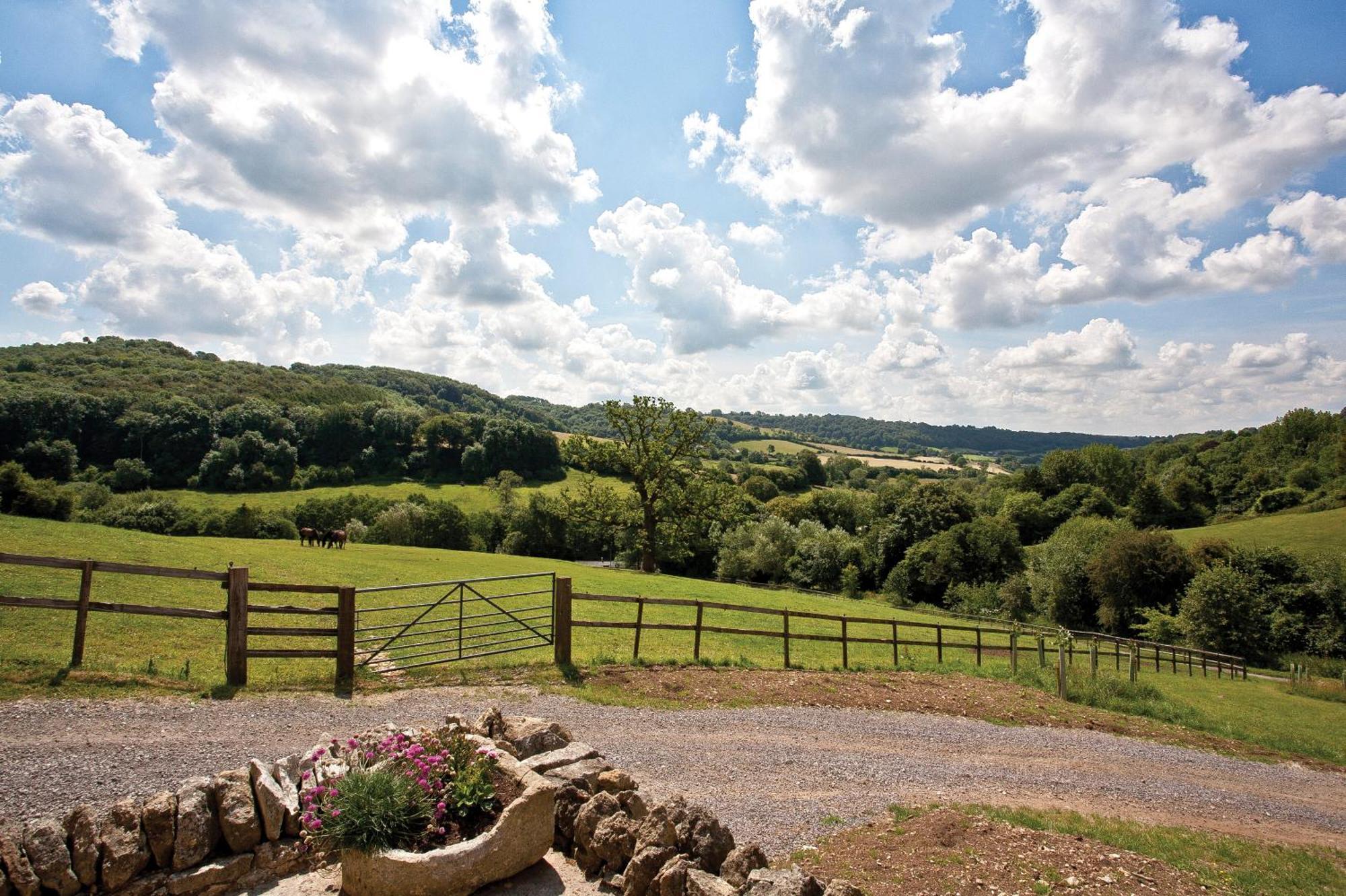 הוילה פיינסוויק Valley Barn Slad Valley Cotswolds מראה חיצוני תמונה